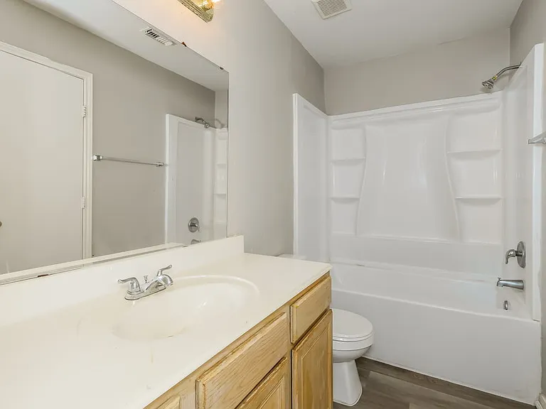 8002 Scarlet Tanager Dr — Photo 16