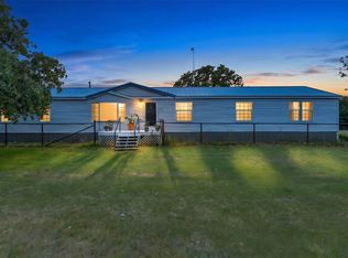197 County Road 3382, Paradise, TX 76073