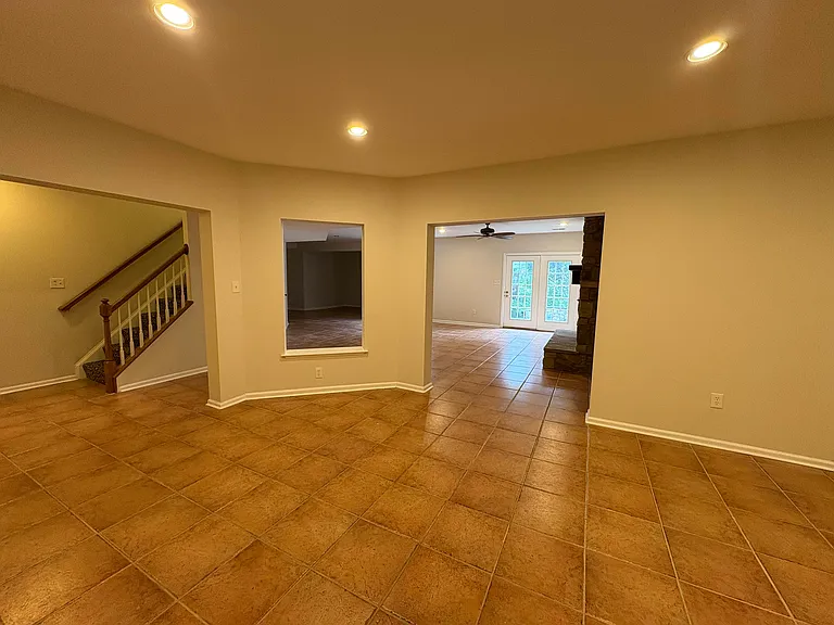 1151 Fieldview Dr — Photo 52