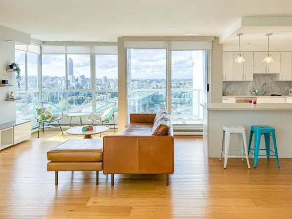 1500 Howe St Unit 2207, Vancouver, BC V6Z 2N1