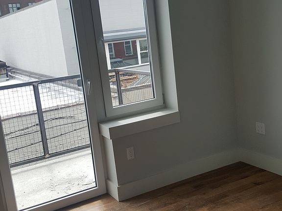 5th image of 1038 Greene Ave #1BB