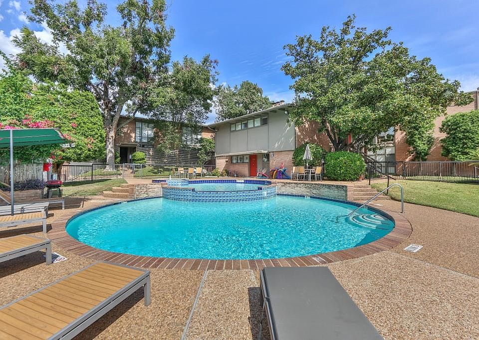 1st image of 5260 Memorial Dr #5260