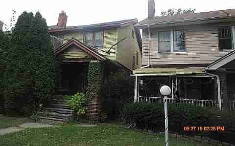 2700 W Philadelphia