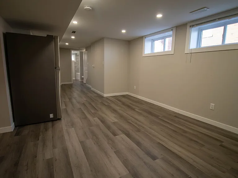 121 Golden Blvd W — Photo 5