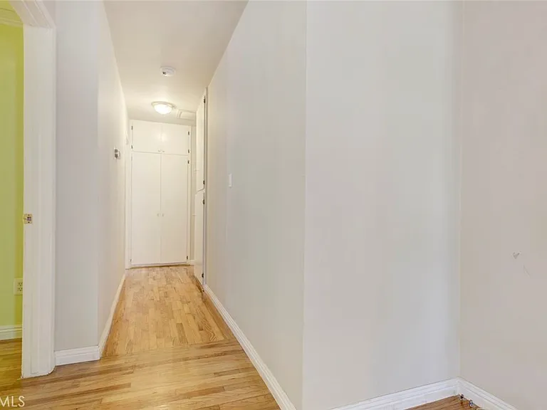 6149 Case Ave — Photo 7