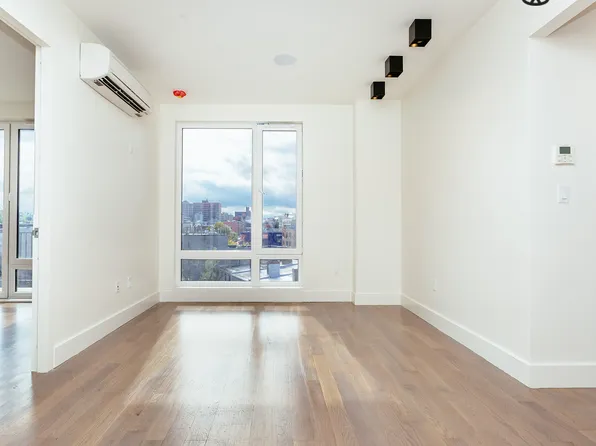 1068 Fulton Street image 1 of 23