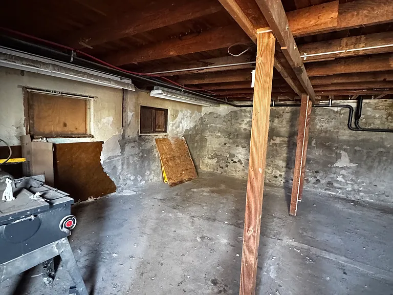 37 N Jefferson St — Photo 14