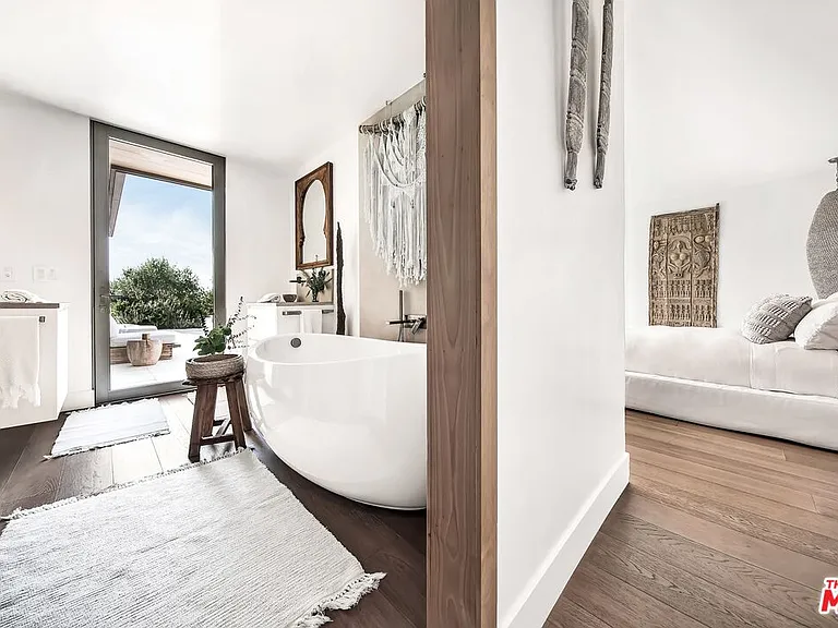 3539 Beverly Ridge Dr — Photo 20