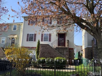 16 Victoria Ave, Newark, NJ, 07104