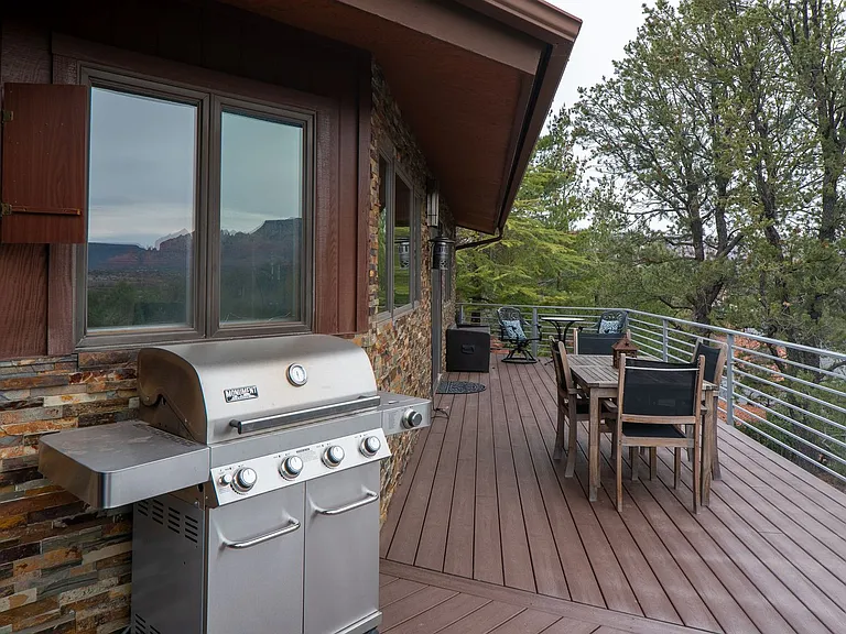 123 Foothills South Dr — Photo 30