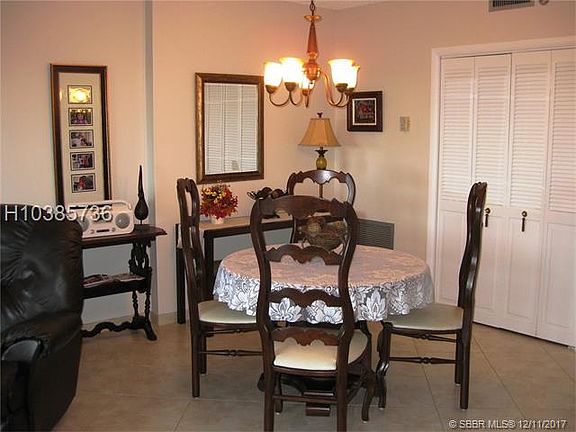 3rd image of 4001 Hillcrest Dr APT 1115
