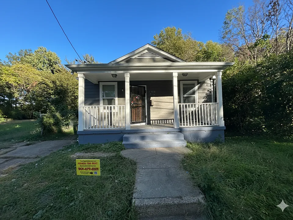 1348 Austin St