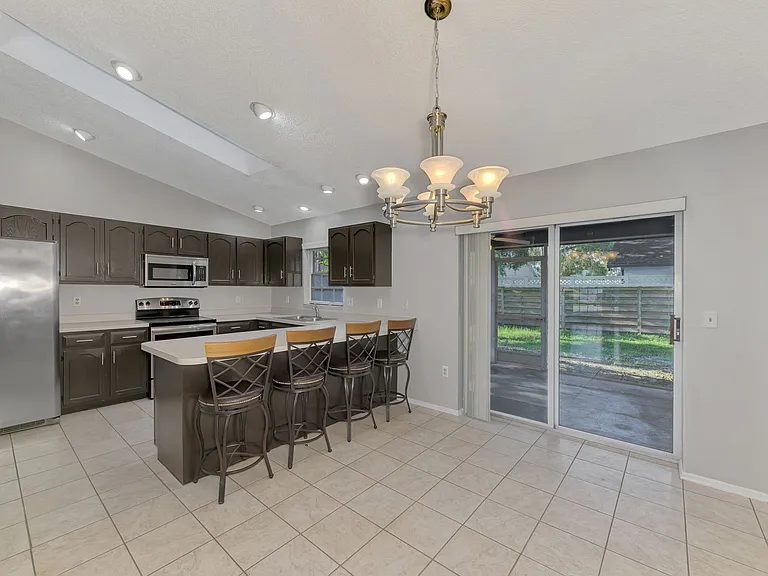 3026 Grafton St — Photo 11