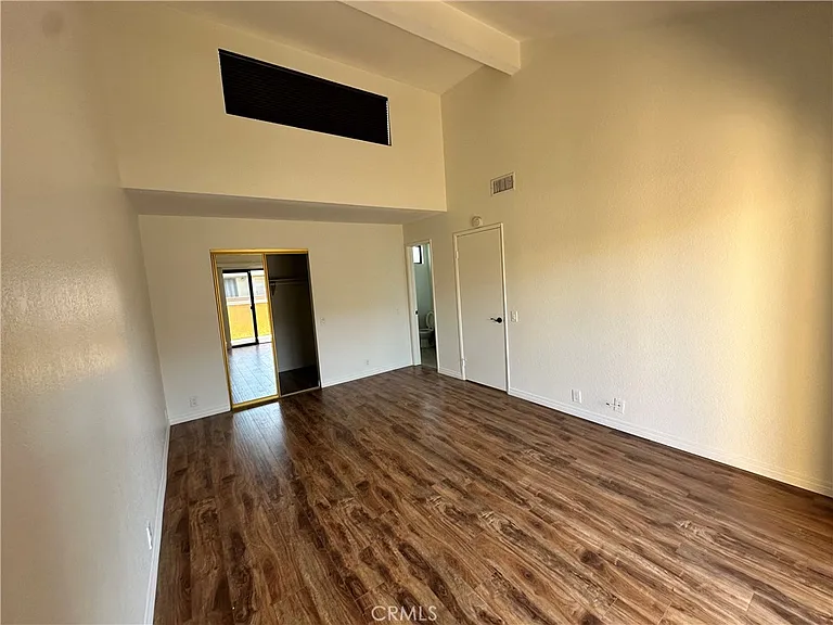 16592 Jib Cir #B — Photo 7