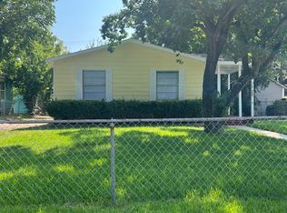 1202 11th St N, Texas City, TX 77590