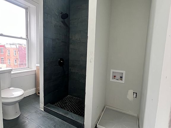 5th image of 2480 Frankford Ave APT 3