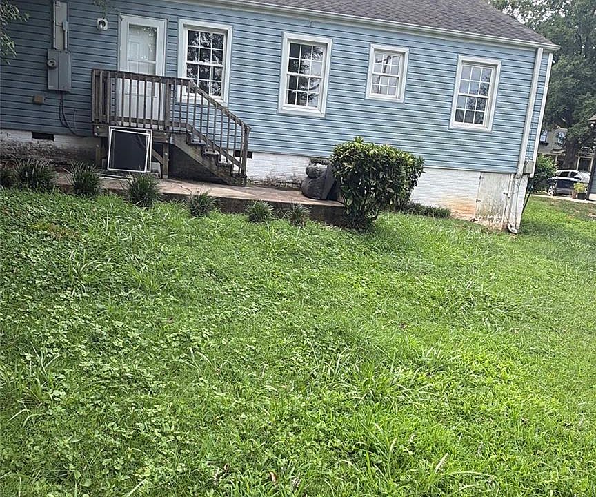 2nd image of 1009 Woodside Ave