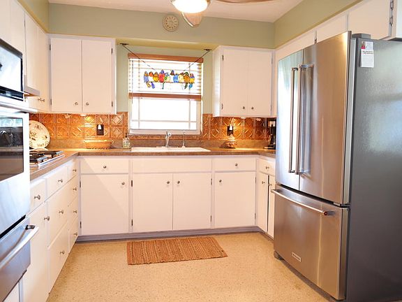 4th image of 2729 Northside Dr