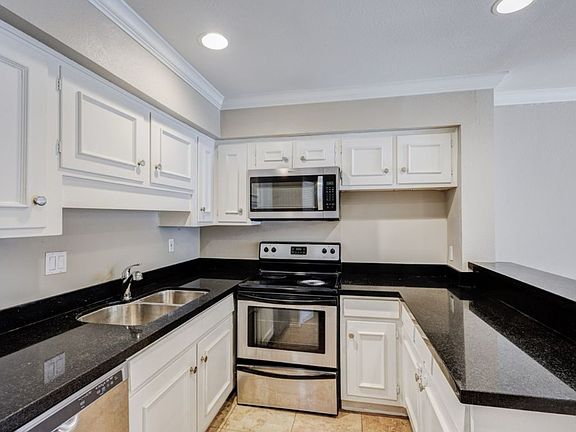 5th image of 5315 Fleetwood Oaks Ave APT 261