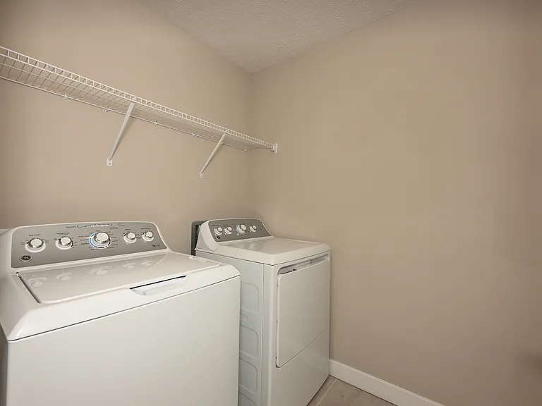 1838 Shank Dr — Photo 23