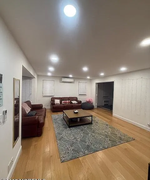 664 Hoey Ave — Photo 4