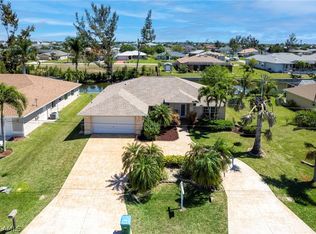 2721 SW 2nd Court Cpe, Coral, FL 33914