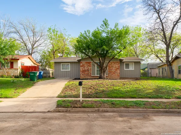 462 CRESTFIELD ST, San Antonio, TX 78227