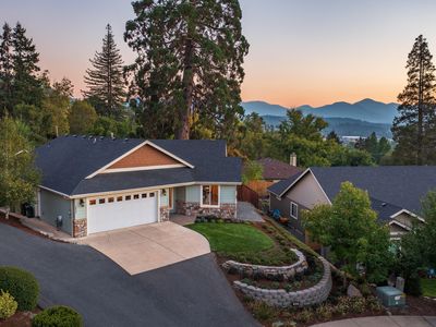 1437 NE Quail Crossing Rd, Grants Pass, OR, 97526