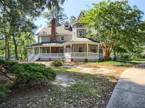 7409 Heath Trl, Gloucester, VA 23061