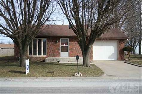 1st image of 403 S Sunset Hills Dr