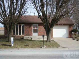 403 S Sunset Hills Dr, Concordia, MO 64020