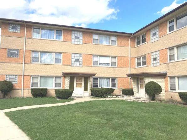 6460 W Higgins Ave #1C, Chicago, IL 60656
