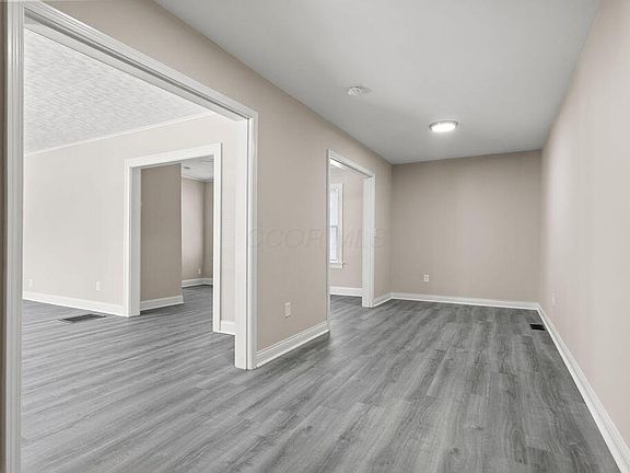 5th image of 304 Nashoba Ave