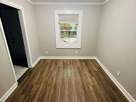 4th image of 2145 Pendleton St