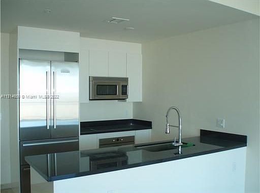 3rd image of 92 SW 3rd St APT 5208