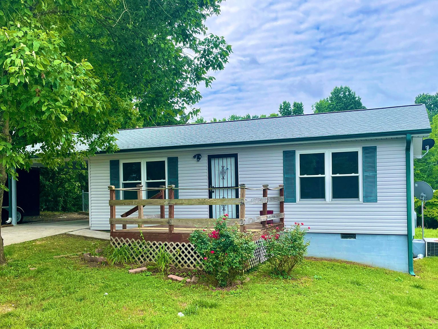 910 Latham St, Etowah, TN 37331 Zillow