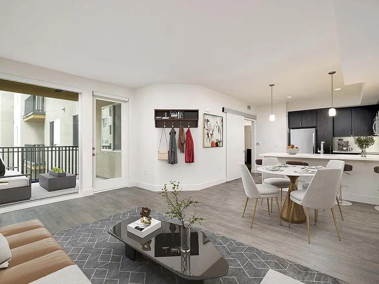 Camden Glendale — Photo 17