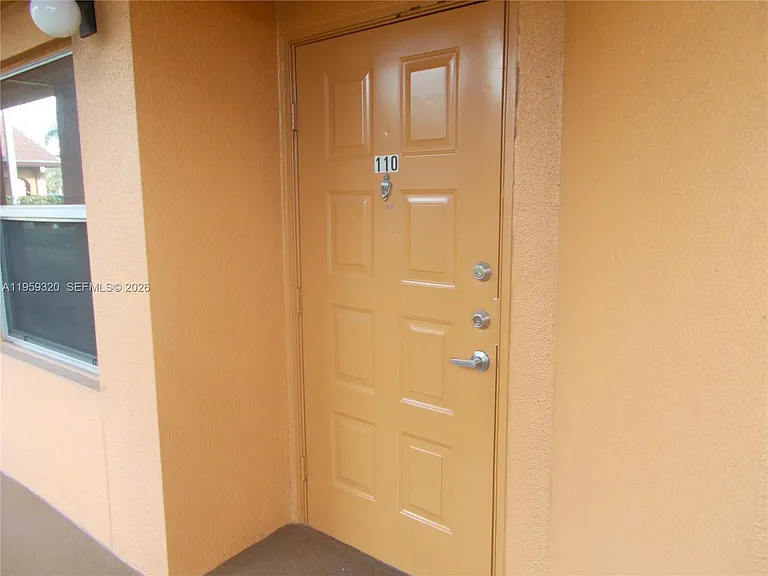 701 SW 141st Ave #110R — Photo 12