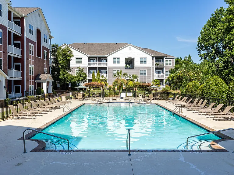 Reed Creek Apartments — Photo 40