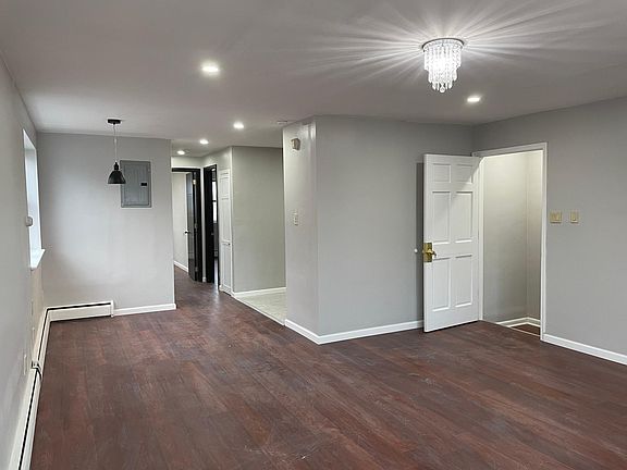 2nd image of 815 Solly Ave Floor 2