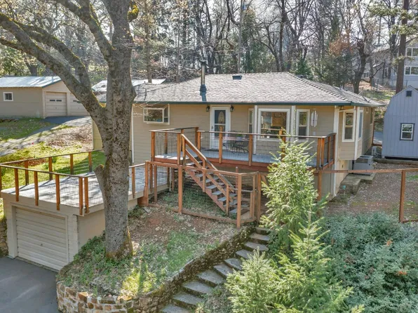 2824 Gardella Ln, Camino, CA 95709