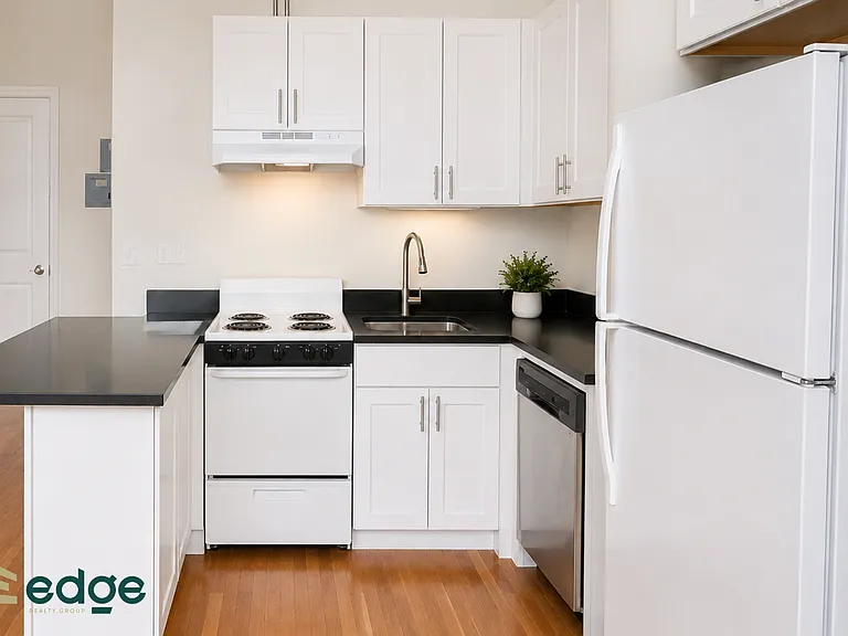 210 Cook St #208 — Photo 2