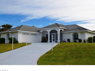 854 Spaulding St E, Lehigh Acres, FL 33974