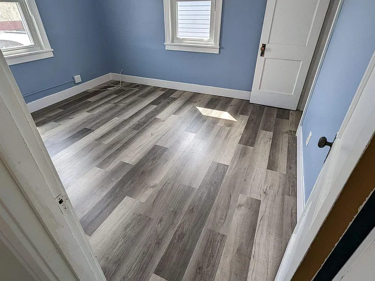 1116 Muldowney Ave — Photo 11