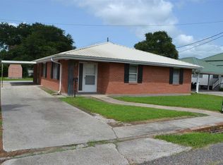 310 7th St, Lockport, LA 70374