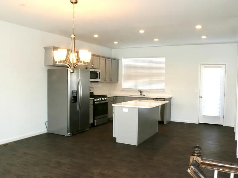 1815 Shady Ln — Photo 6