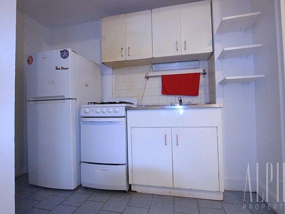 4th image of 205 Avenue B APT 2B