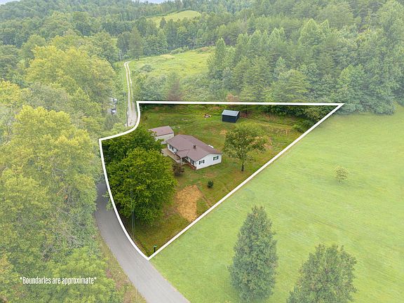 4th image of 691 Buck Creek Rd