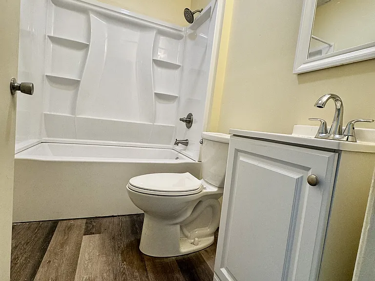 321 Berkeley St #A — Photo 8