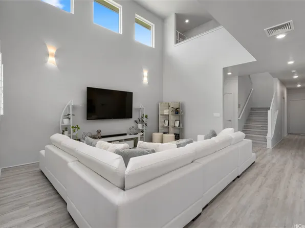 91-1669 Mee St, Ewa Beach, HI 96706